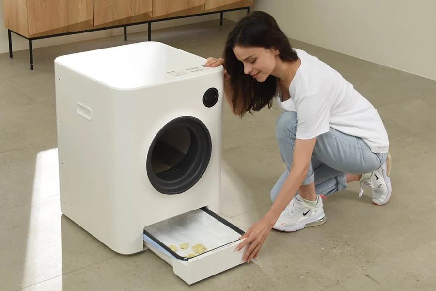 robotic kitty litter box